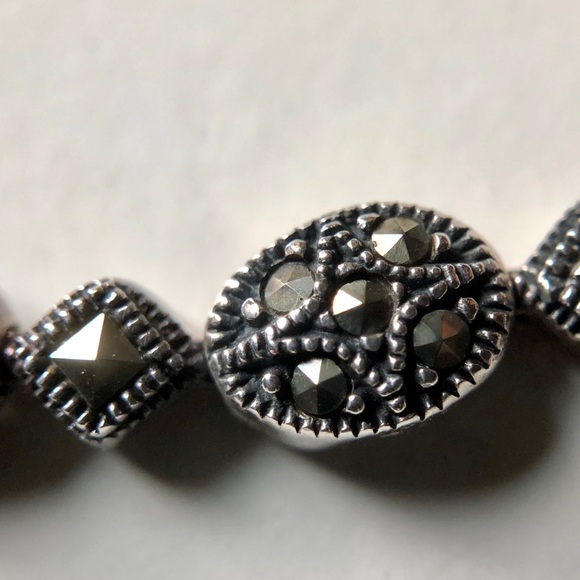 Marcasite and Silver Art Deco Bracelet - Picture 7 of 8